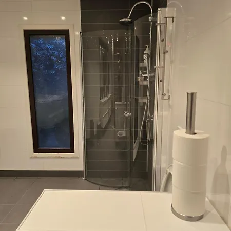 -flott Utsikt Mot Byen Villa