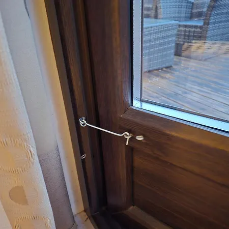 Villa -flott Utsikt Mot Byen *