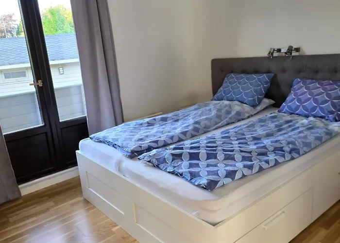 Villa -flott Utsikt Mot Byen