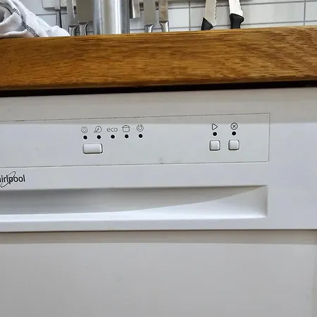 -flott Utsikt Mot Byen * Florvag