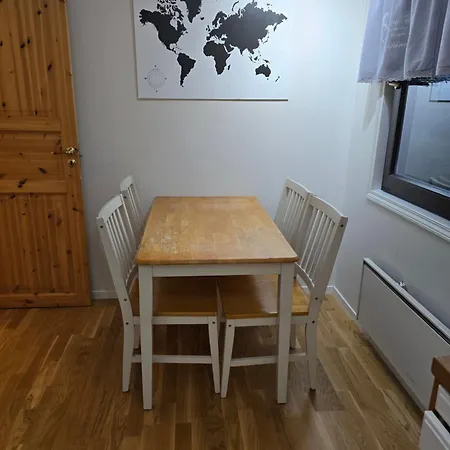 فيلة -flott Utsikt Mot Byen Florvag