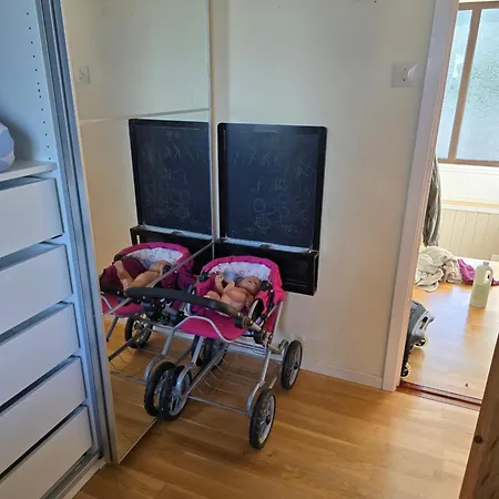 -flott Utsikt Mot Byen