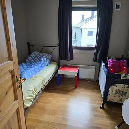 -flott Utsikt Mot Byen * Florvag